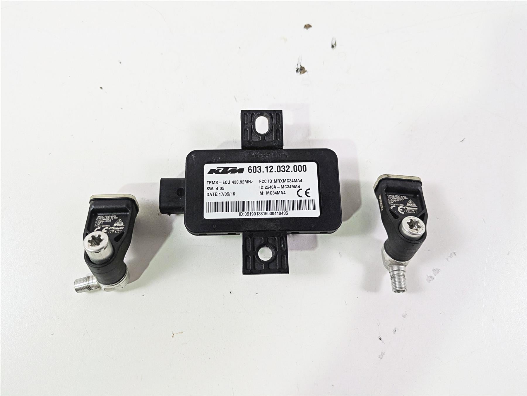 2017 KTM 1290 Super Duke GT Tpms Tire Pressure & Module Sensor Set 60312032000 {{ shop.shopifyCountryName }} - Mototech271