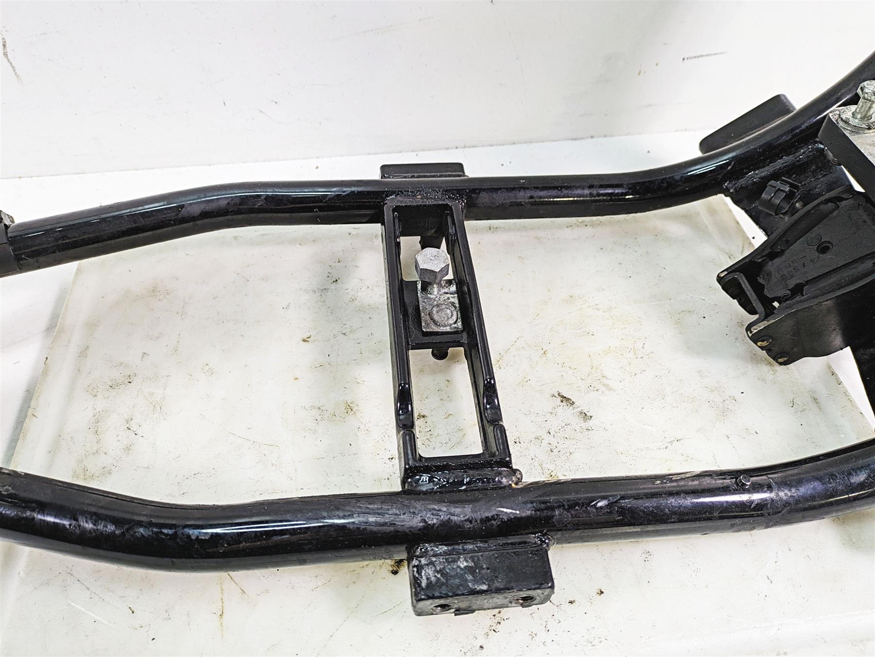 2005 Harley Dyna FXDL Low Rider Straight Main Frame Chassis With Clear Texas Title - 32 Dgr 47427-04BHP {{ shop.shopifyCountryName }} - Mototech271