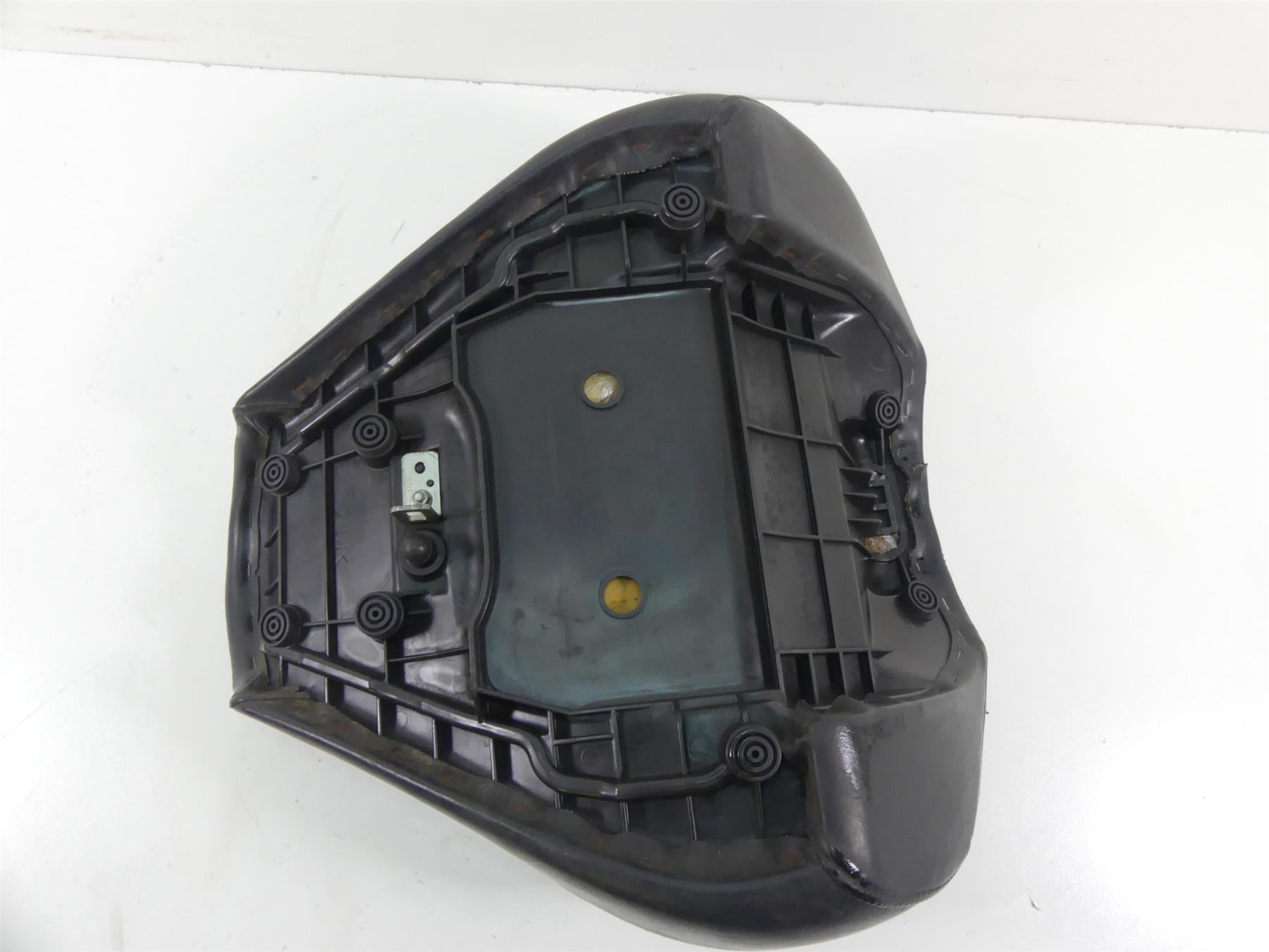 2007 Yamaha XVS1300 V-Star Front Rider Driver Saddle Seat 3D8-24710-00-00 {{ shop.shopifyCountryName }} - Mototech271