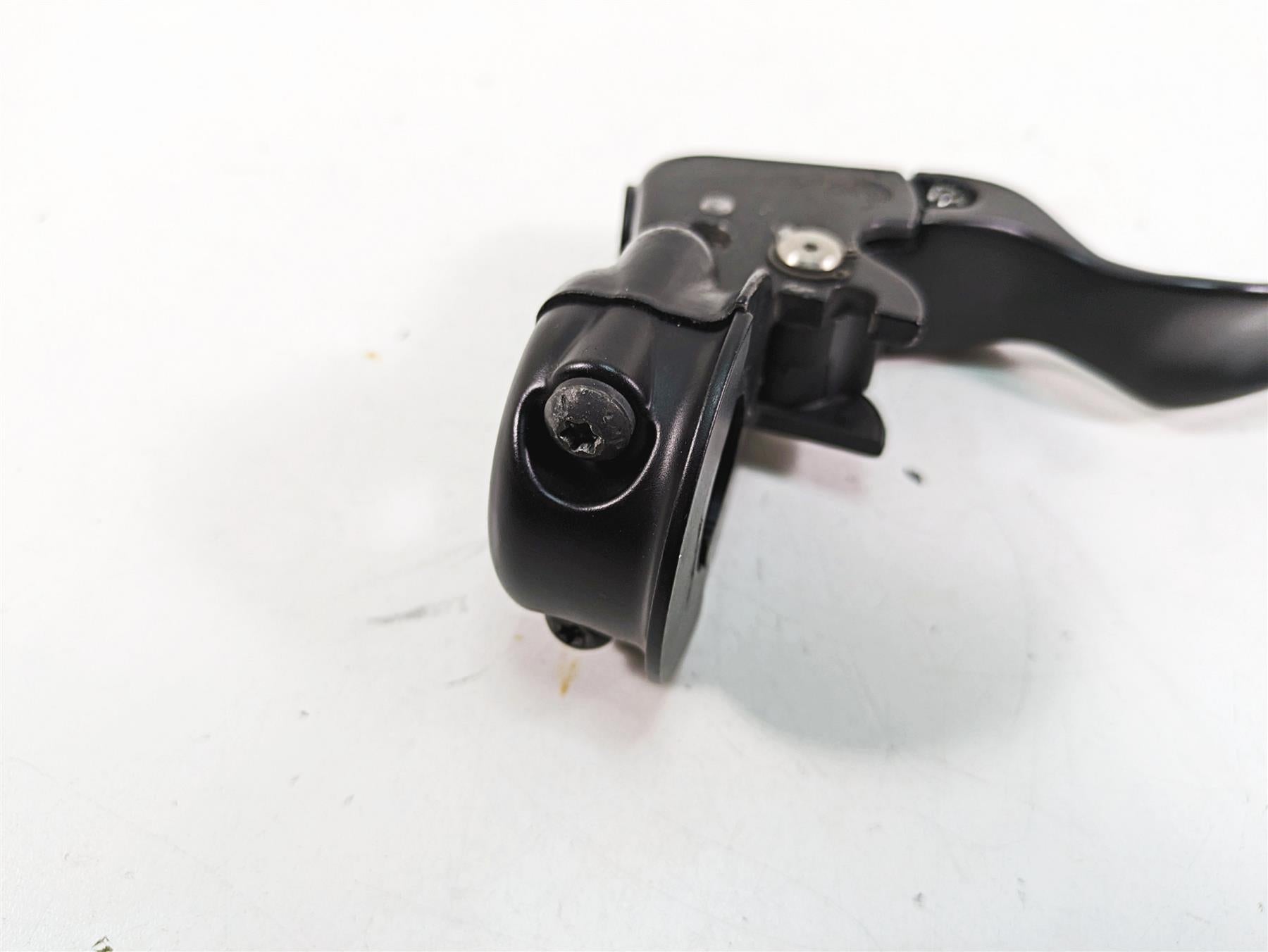 2009 Harley Softail FLSTSB Cross Bones Clutch Perch & Lever 45015-96 {{ shop.shopifyCountryName }} - Mototech271
