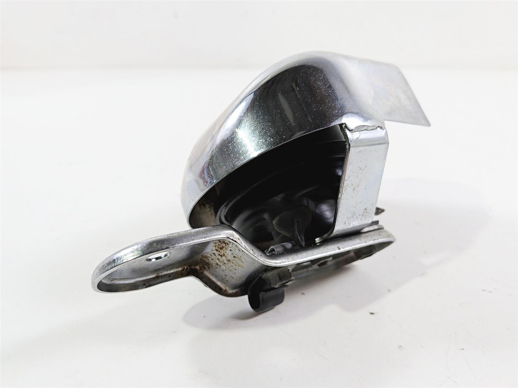 2012 Harley Softail FLSTF Fat Boy Horn & Chrome Cover 61300478A 69060-90H {{ shop.shopifyCountryName }} - Mototech271