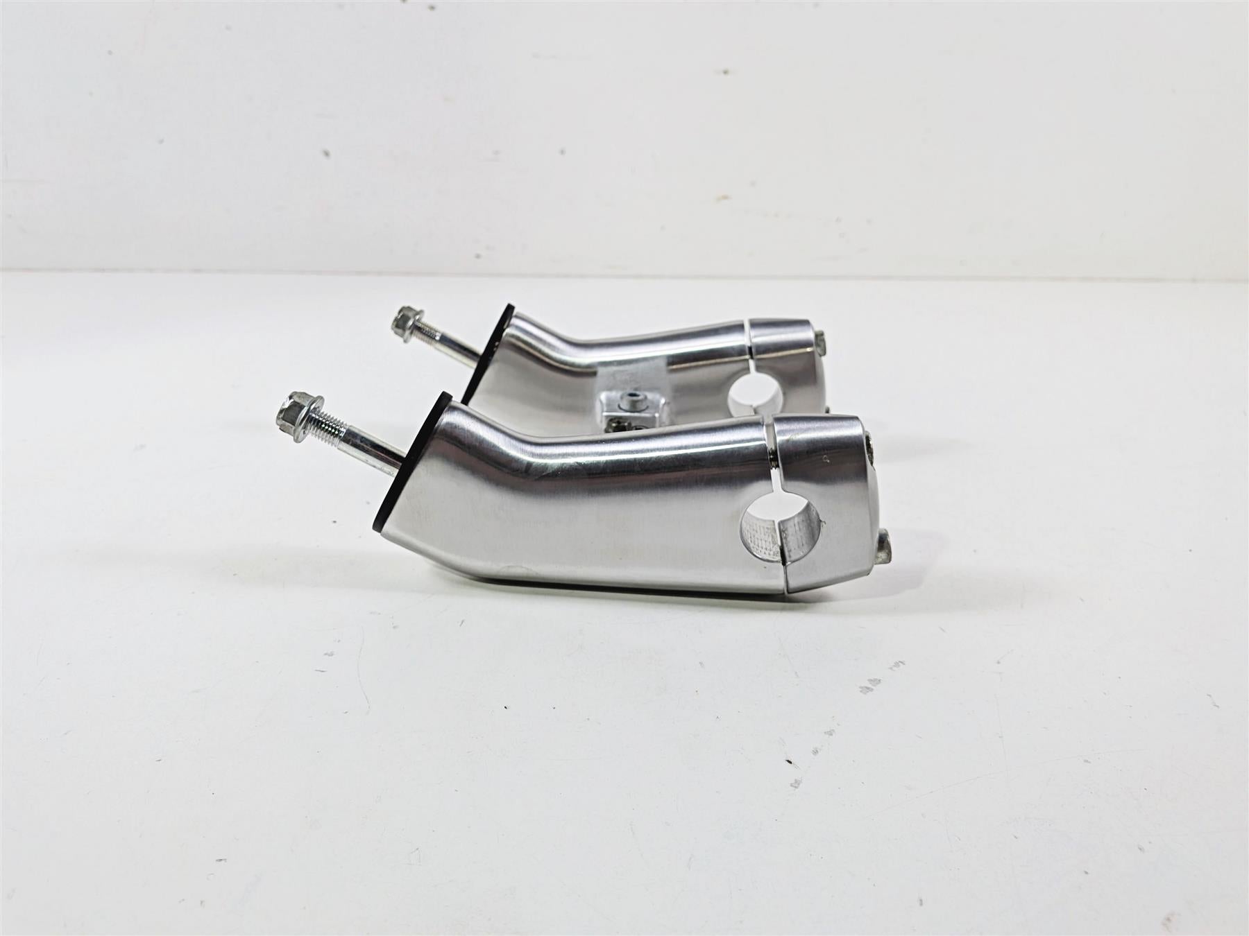 2005 Suzuki VZ800 M50 Boulevard Handlebar Holder Risers 56224