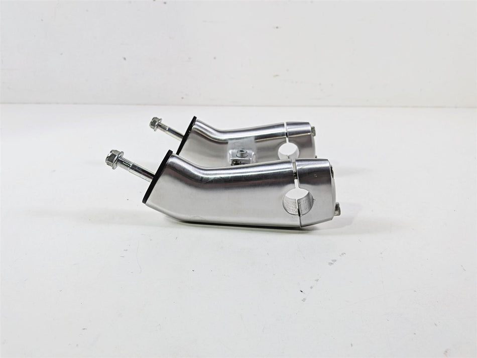 2005 Suzuki VZ800 M50 Boulevard Handlebar Holder Risers 56224-39G00 56225-39G00 {{ shop.shopifyCountryName }} - Mototech271