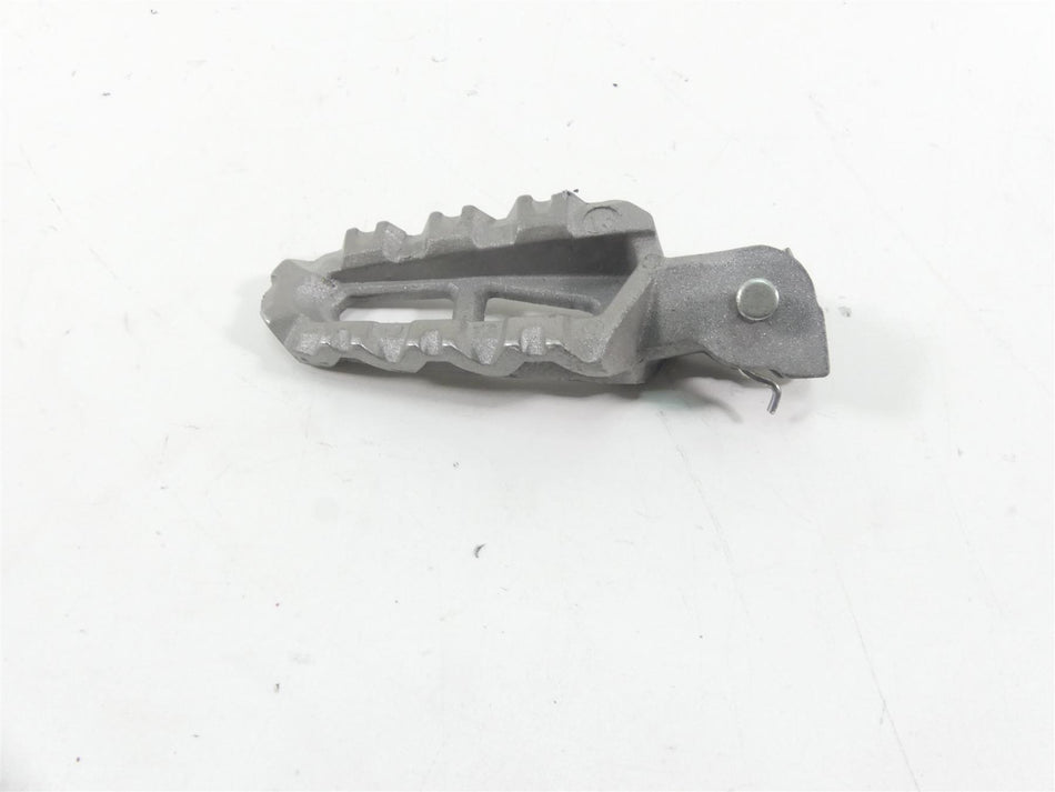 2014 Ducati Hypermotard 821 SP Right Driver Rider Footpeg Foot Peg 46410591AA {{ shop.shopifyCountryName }} - Mototech271