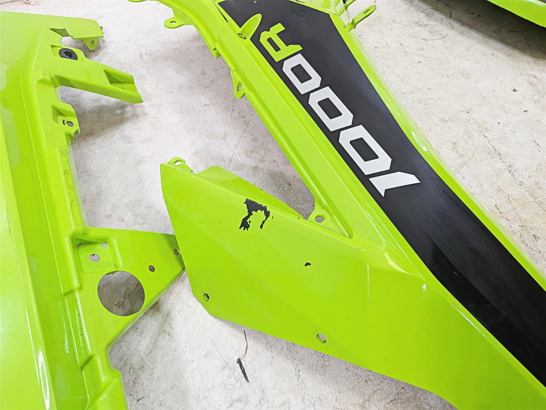 2020 Honda Talon SXS1000 S2R 1000R Fenders Hood Outer Cover Plastics 61300-HL6 {{ shop.shopifyCountryName }} - Mototech271