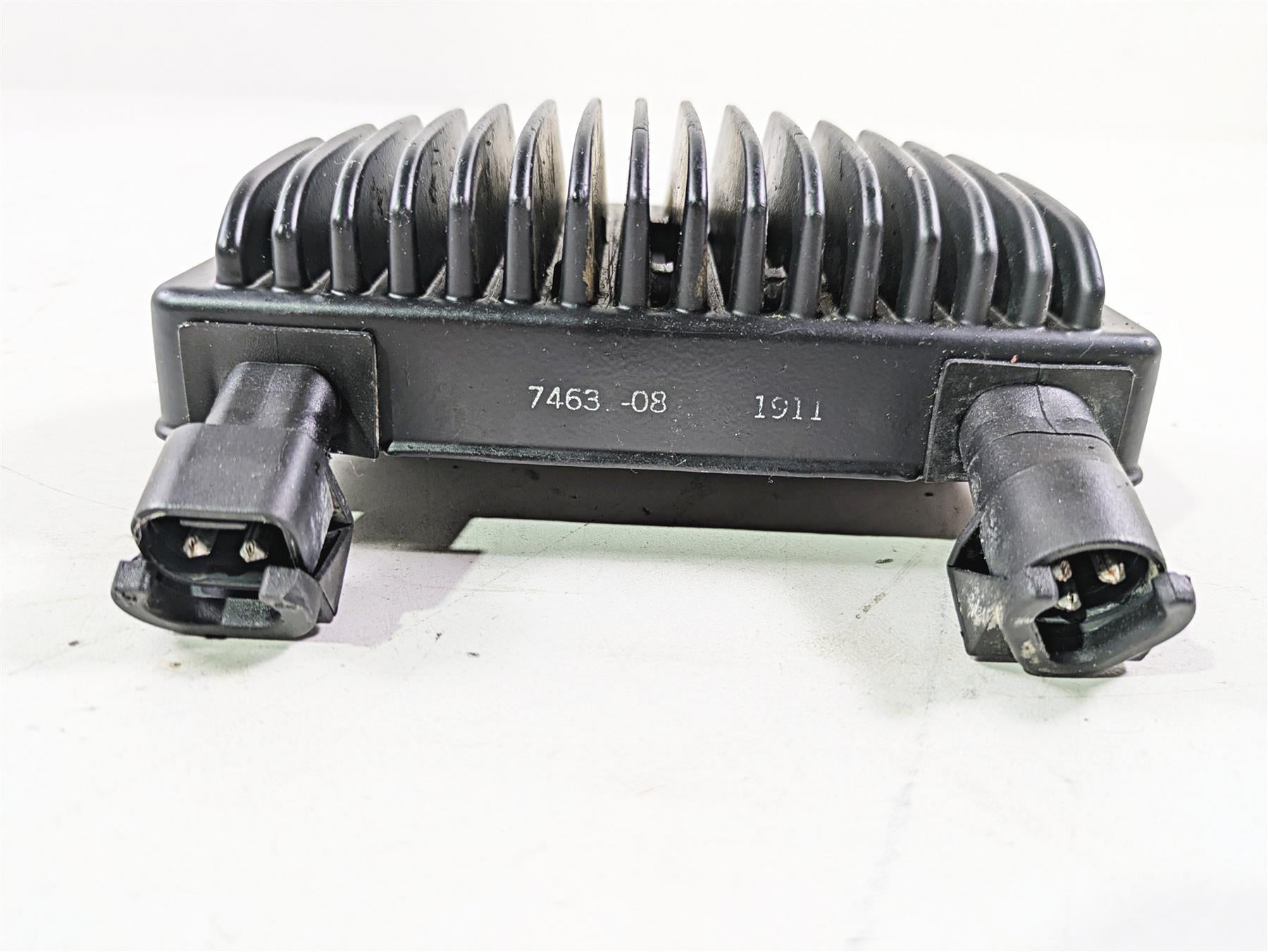 2011 Harley FXDC Dyna Super Glide Rectifier Voltage Regulator 74631-08 {{ shop.shopifyCountryName }} - Mototech271