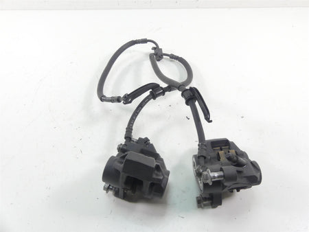 2008 Yamaha FZ1 Fazer Front Brake Calipers L 2D1-2580T-00-00 R 2D1-2580U-00-00 {{ shop.shopifyCountryName }} - Mototech271