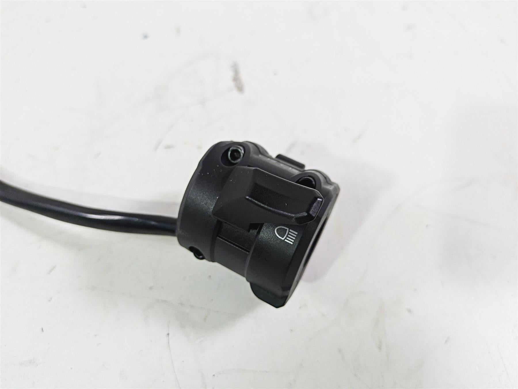 2018 Ducati Hypermotard 939 SP Left Hand Light Control Switch 65110142A {{ shop.shopifyCountryName }} - Mototech271