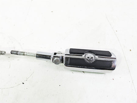 2004 Harley Softail FLSTF Fat Boy Rear Willie G Skull Footpeg Set -Read 50370-04 {{ shop.shopifyCountryName }} - Mototech271