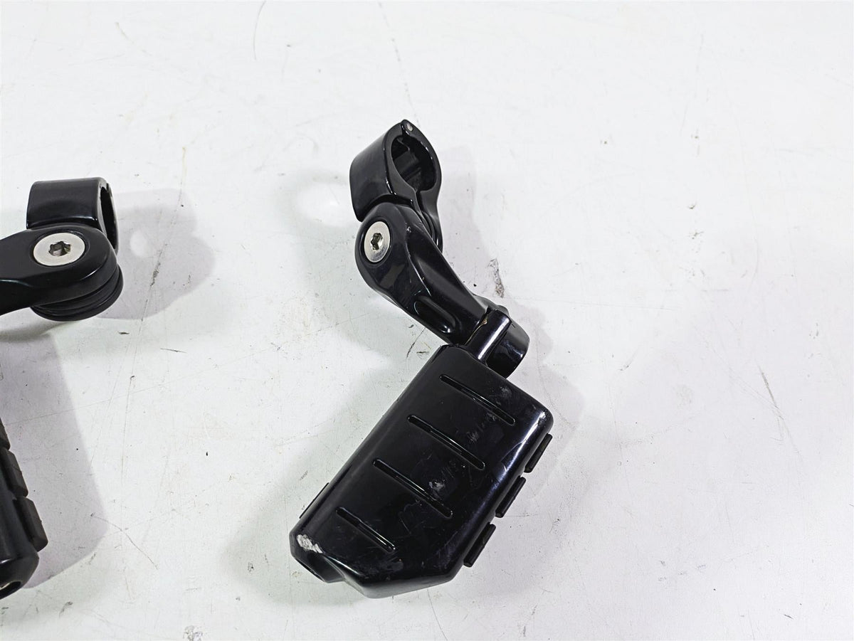 2018 Indian Chieftain Limited Black Aftermarket Highway Foot Peg Set {{ shop.shopifyCountryName }} - Mototech271