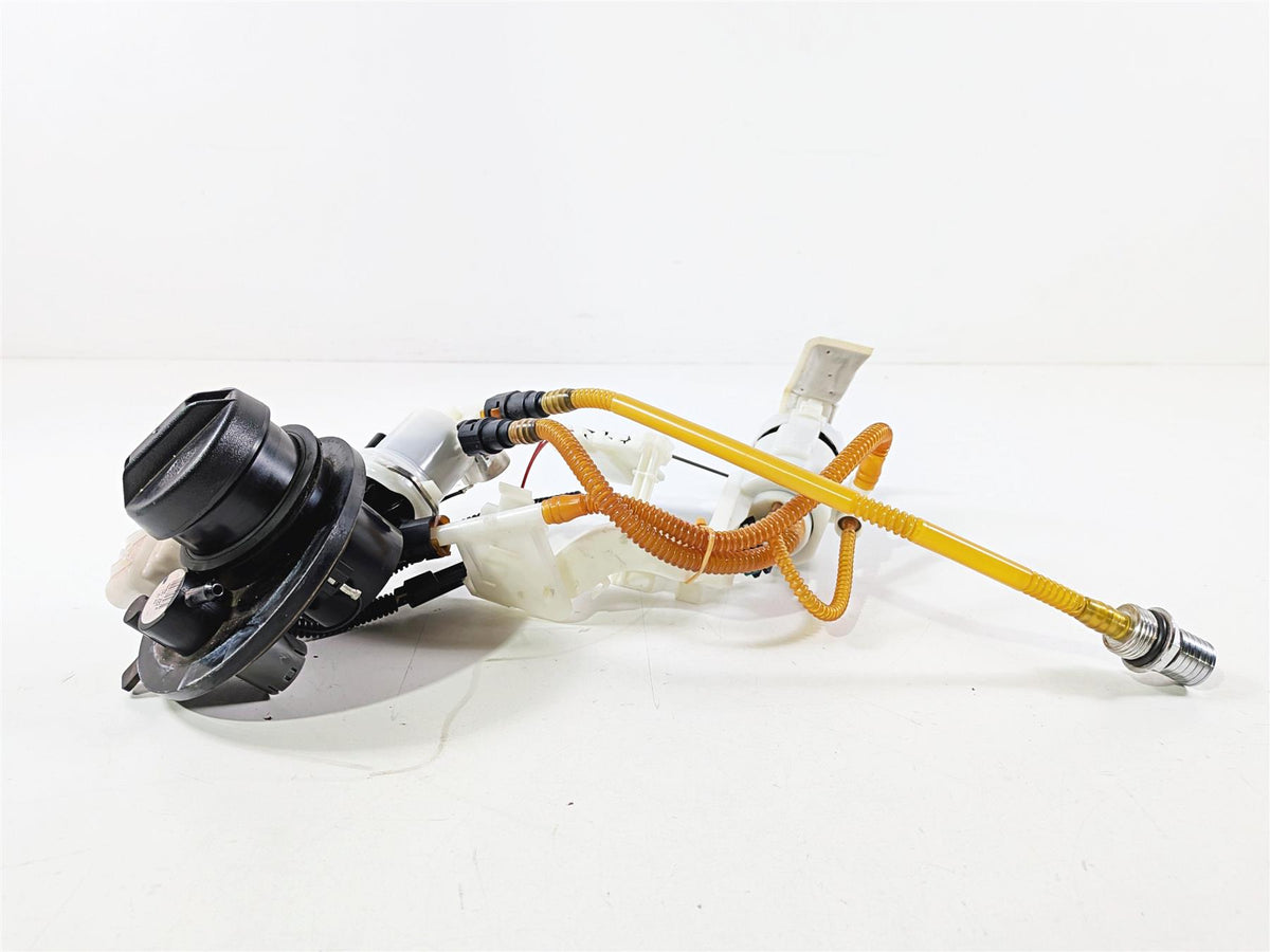2015 Harley Touring FLTRUSE CVO Road Glide Fuel Gas Pump & Sender 75069-08C-Mototech271