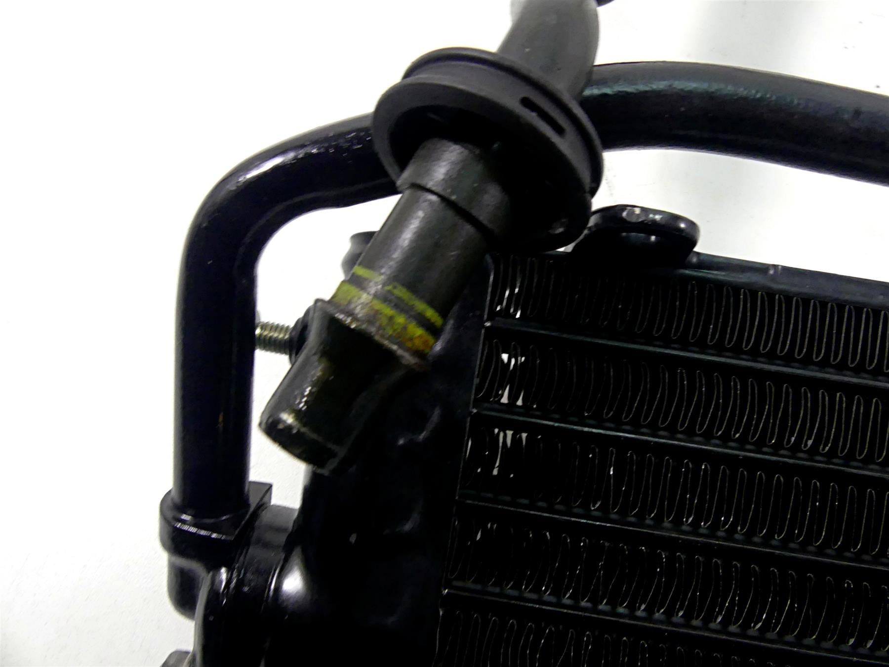 2005 Harley VRSCSE CVO V-Rod Oil Cooler & Line Set 26723-04 {{ shop.shopifyCountryName }} - Mototech271