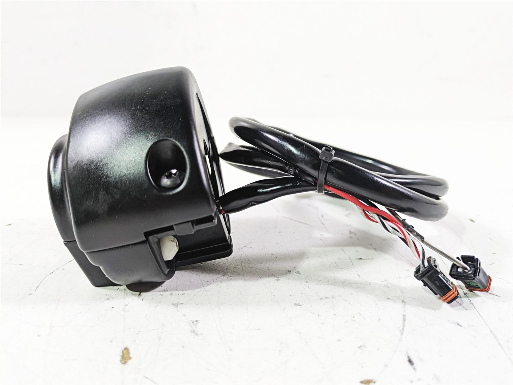 2019 Harley FLHCS Softail Heritage Right Hand Start Stop Control Switch 71500300 {{ shop.shopifyCountryName }} - Mototech271