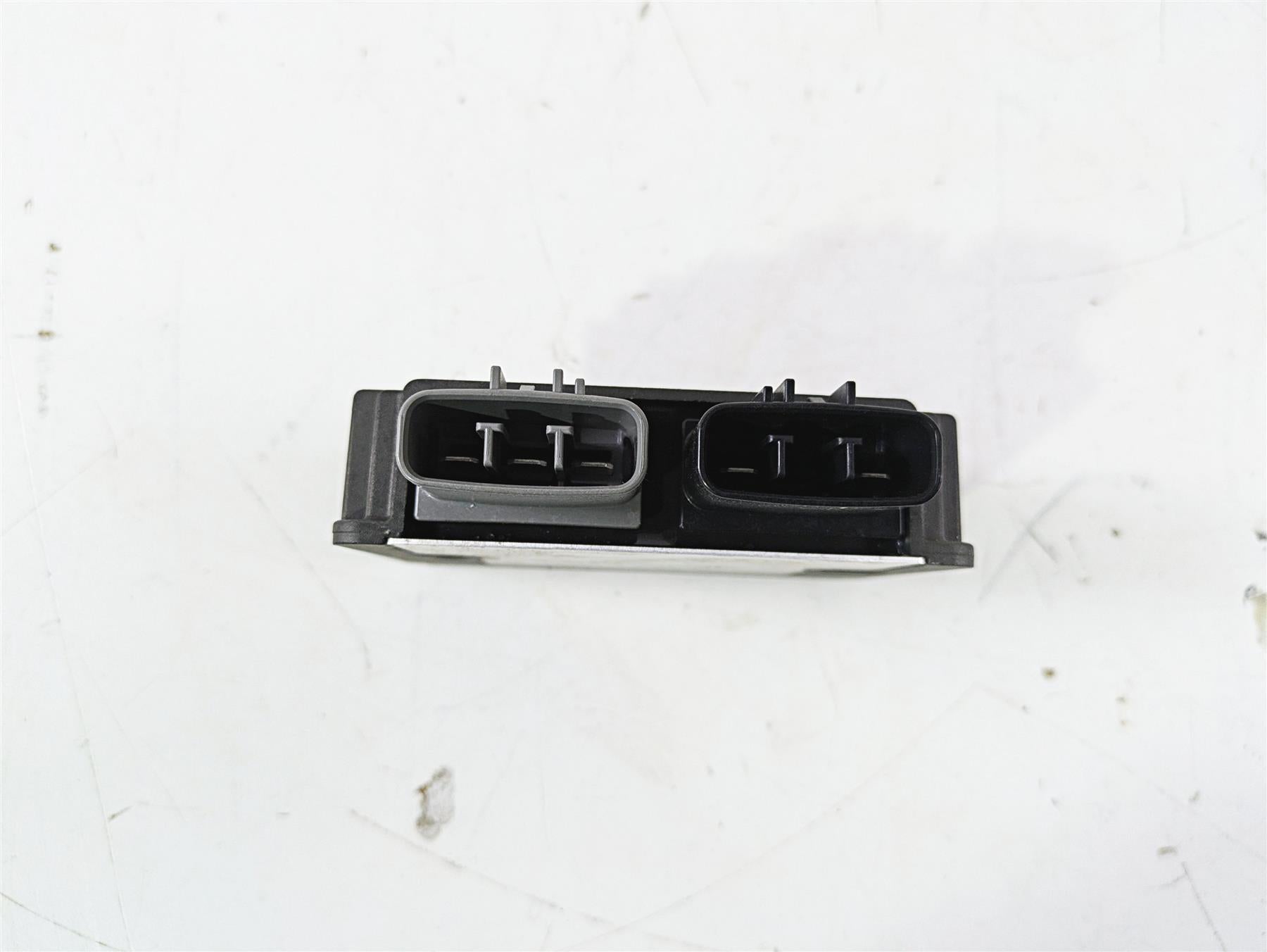 2021 Aprilia RS660 Rectifier Voltage Regulator 1A012332 SH870AA {{ shop.shopifyCountryName }} - Mototech271