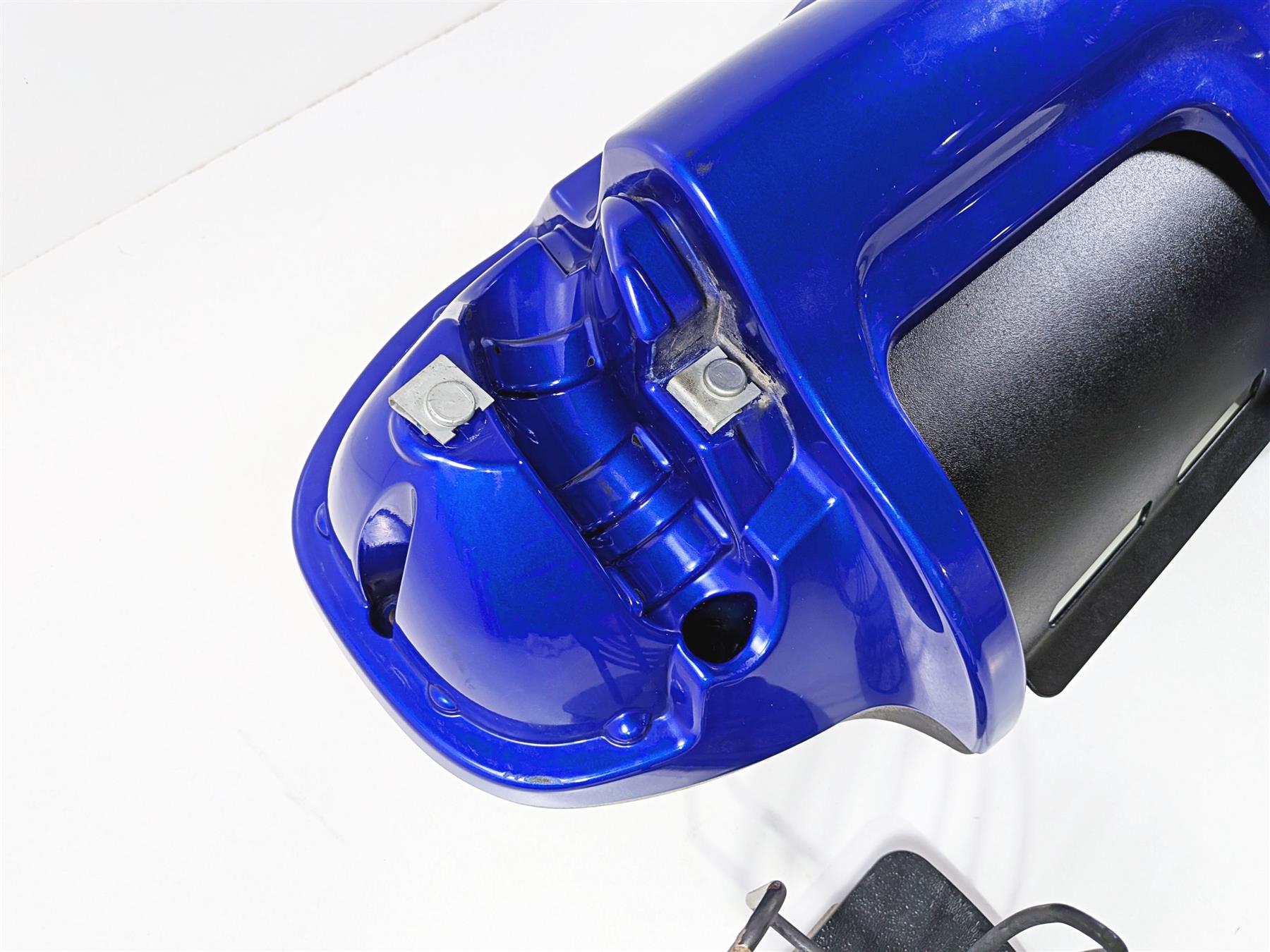2011 Harley Touring FLHTCU CVO Electra Glide Lower Leg Fairings -Read 57100091-Mototech271
