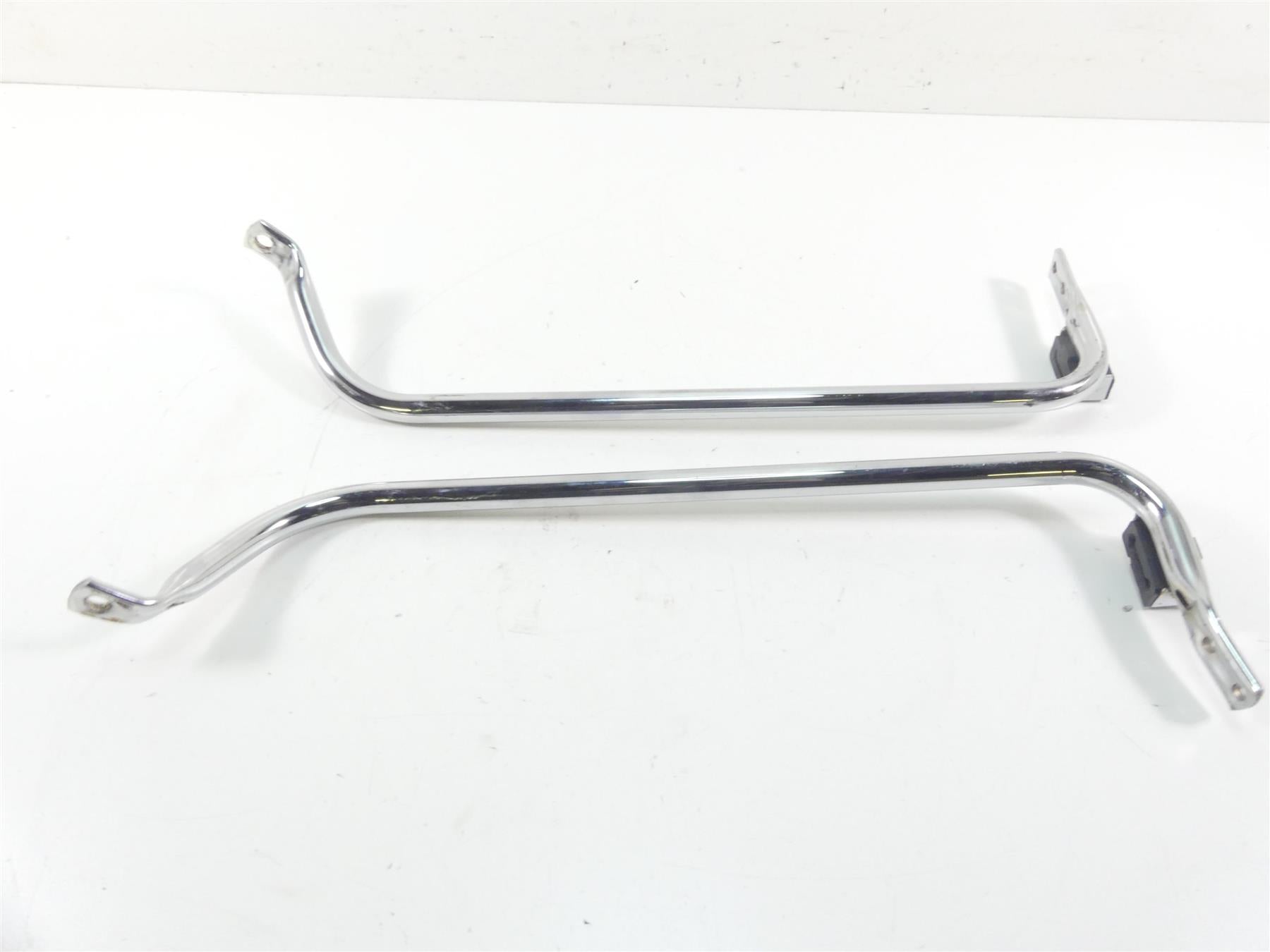 2005 Harley Touring FLHRSI Road King Saddlebag Guard Support Rail Set 49206-04 {{ shop.shopifyCountryName }} - Mototech271