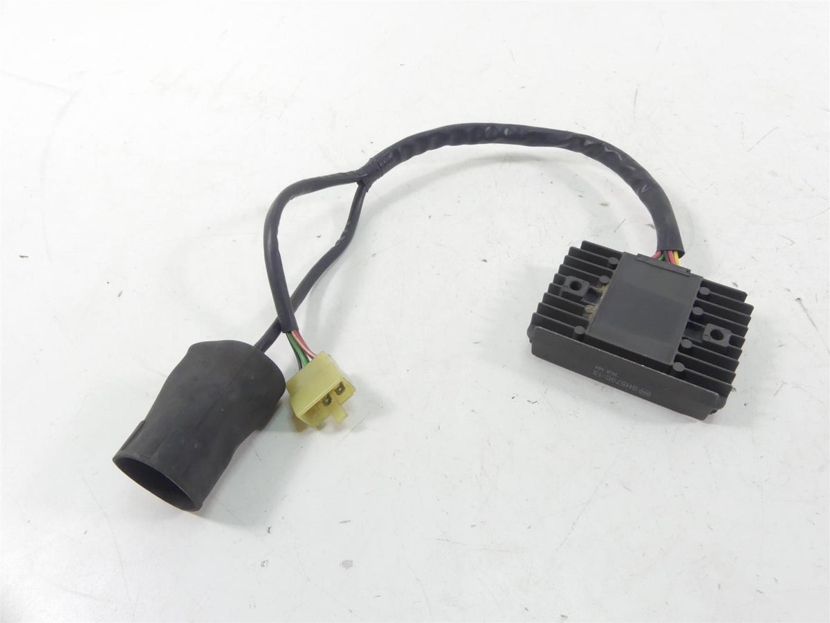 2008 Honda V-Twin VTX1800 N3 Rectifier Voltage Regulator 31600-MCH-000 SH579C-12 {{ shop.shopifyCountryName }} - Mototech271