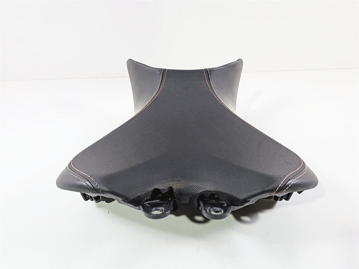 2019 Triumph Speed Triple RS 1050 Front Comfort Seat Saddle T2307334 {{ shop.shopifyCountryName }} - Mototech271