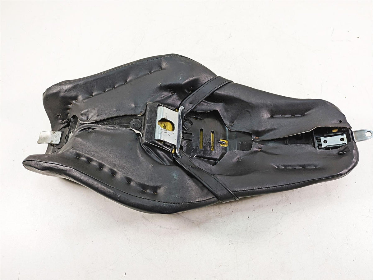 2007 Harley Sportster XL1200 C Oem Rider Driver Seat Saddle - No Tears 51530-07 {{ shop.shopifyCountryName }} - Mototech271