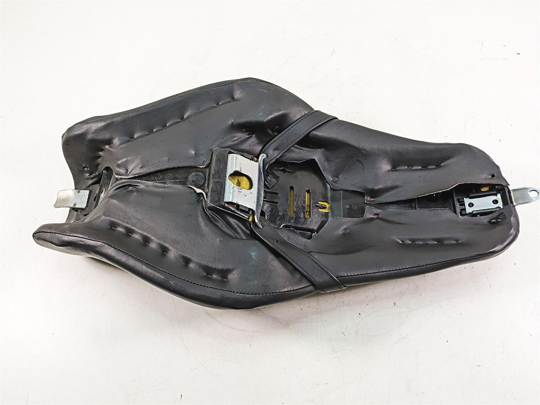 2007 Harley Sportster XL1200 C Oem Rider Driver Seat Saddle - No Tears 51530-07 {{ shop.shopifyCountryName }} - Mototech271