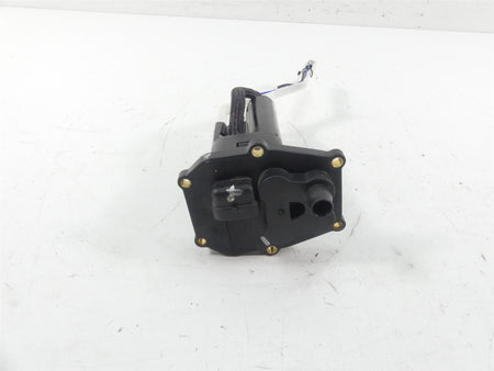 2018 Ducati Hypermotard 939 SP Fuel Gas Petrol Pump - Tested 16024281A {{ shop.shopifyCountryName }} - Mototech271