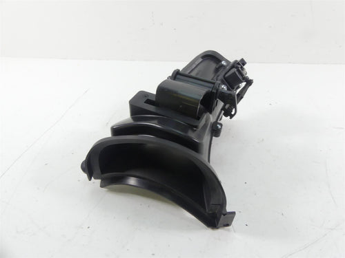 2016 Harley Touring FLTRX Road Glide Right Air Duct Intake Vent Ram 29200067 | Mototech271
