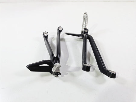 2020 Triumph Street Triple 765RS Rear Passenger Footpeg Set T2088156 T2088157-Mototech271