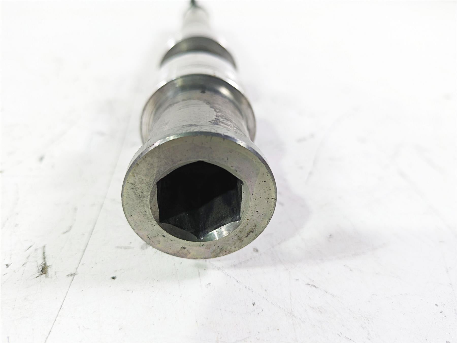 2021 Harley Softail FLSL Slim Front Wheel Spindle Axle 43000080 {{ shop.shopifyCountryName }} - Mototech271