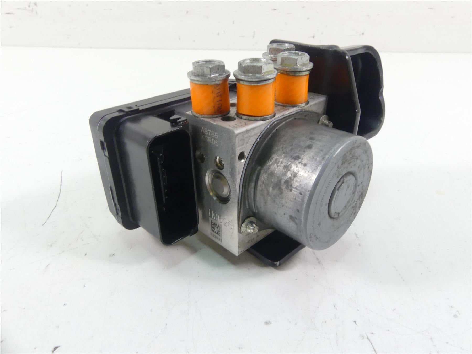 2015 Harley FLD Dyna Switchback Abs Brake Pump Module 48340-12 {{ shop.shopifyCountryName }} - Mototech271