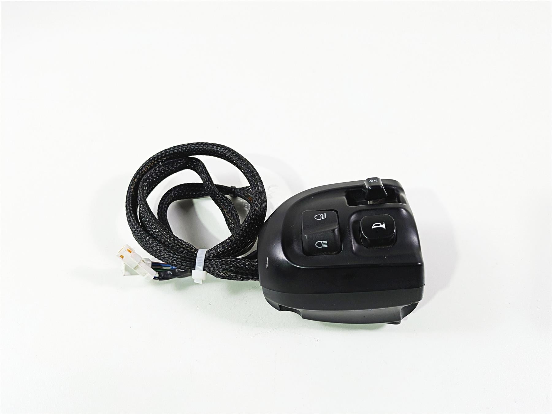 2016 Indian Chief Classic Left Hand Control Switch 4015198 {{ shop.shopifyCountryName }} - Mototech271