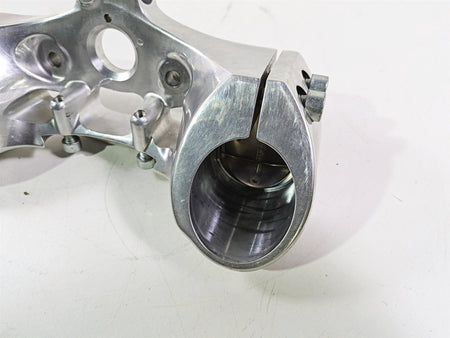 2006 Harley VRSCR Street V-Rod Upper Triple Tree Steering Clamp 46780-06 {{ shop.shopifyCountryName }} - Mototech271