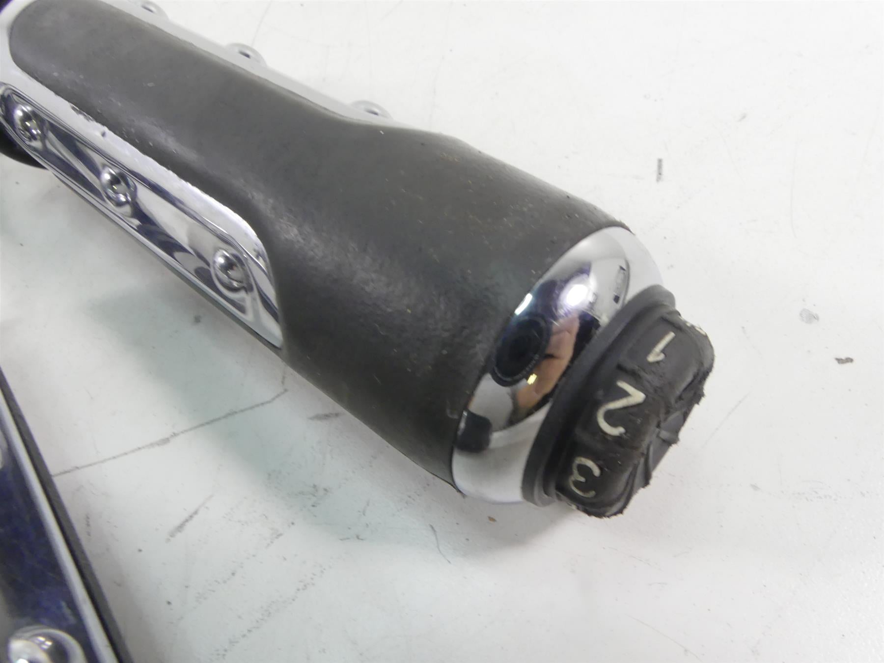 2007 Harley Touring FLHTCU SE CVO Electra Glide Heated Hand Grip Set 56955-07 {{ shop.shopifyCountryName }} - Mototech271