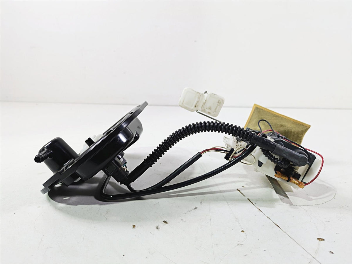 2019 Indian Chieftain Limited Fuel Gas Petrol Pump 9K Tested 2521374 {{ shop.shopifyCountryName }} - Mototech271