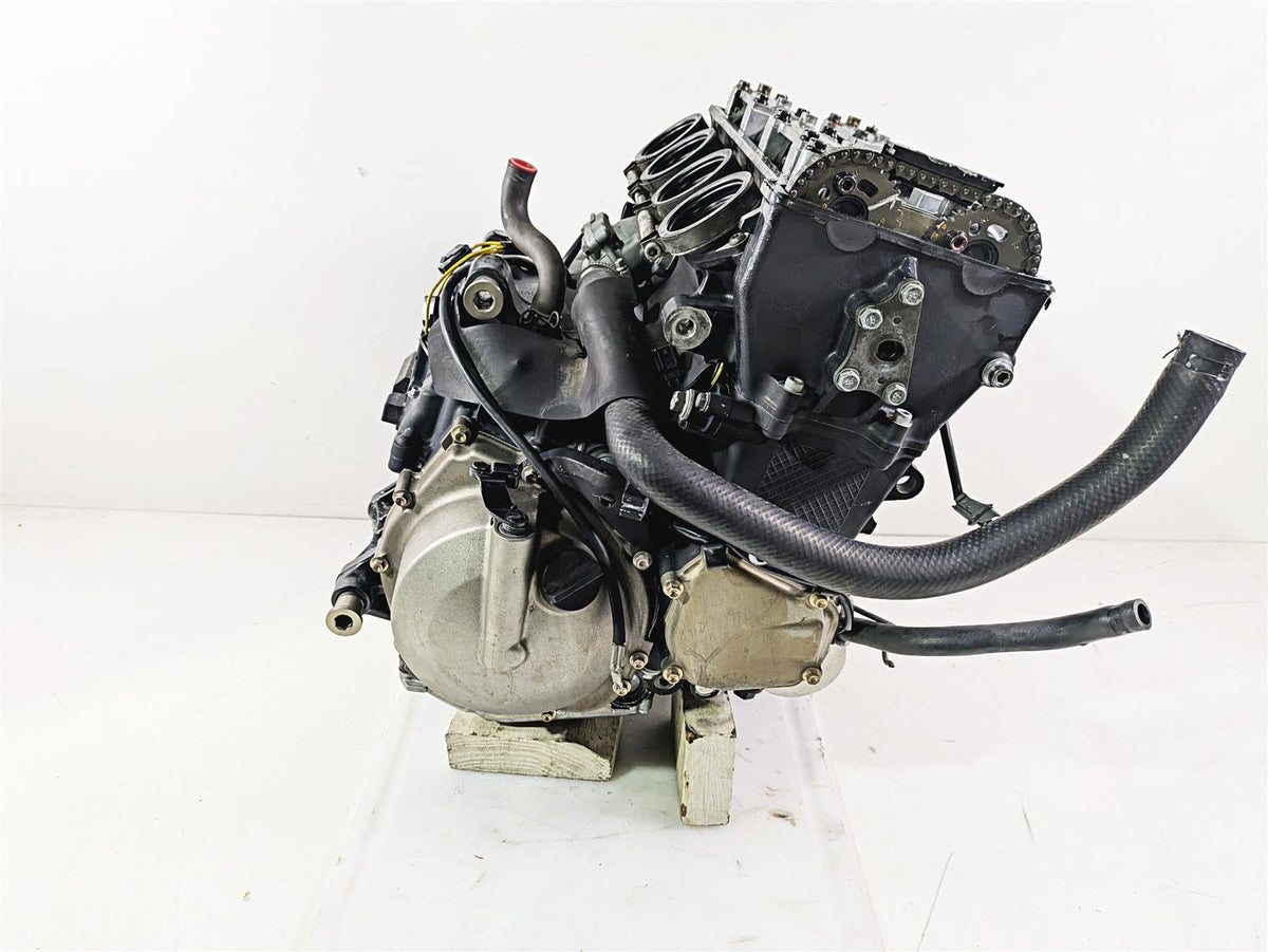 2005 Kawasaki ZX1000 ZX10R Ninja Engine Motor Crankcase - Read 14001-0058 {{ shop.shopifyCountryName }} - Mototech271