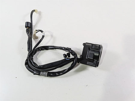 2024 Yamaha YZF R1 RN65 Left Hand Control Switch - Read B3L-83969-01-00 {{ shop.shopifyCountryName }} - Mototech271