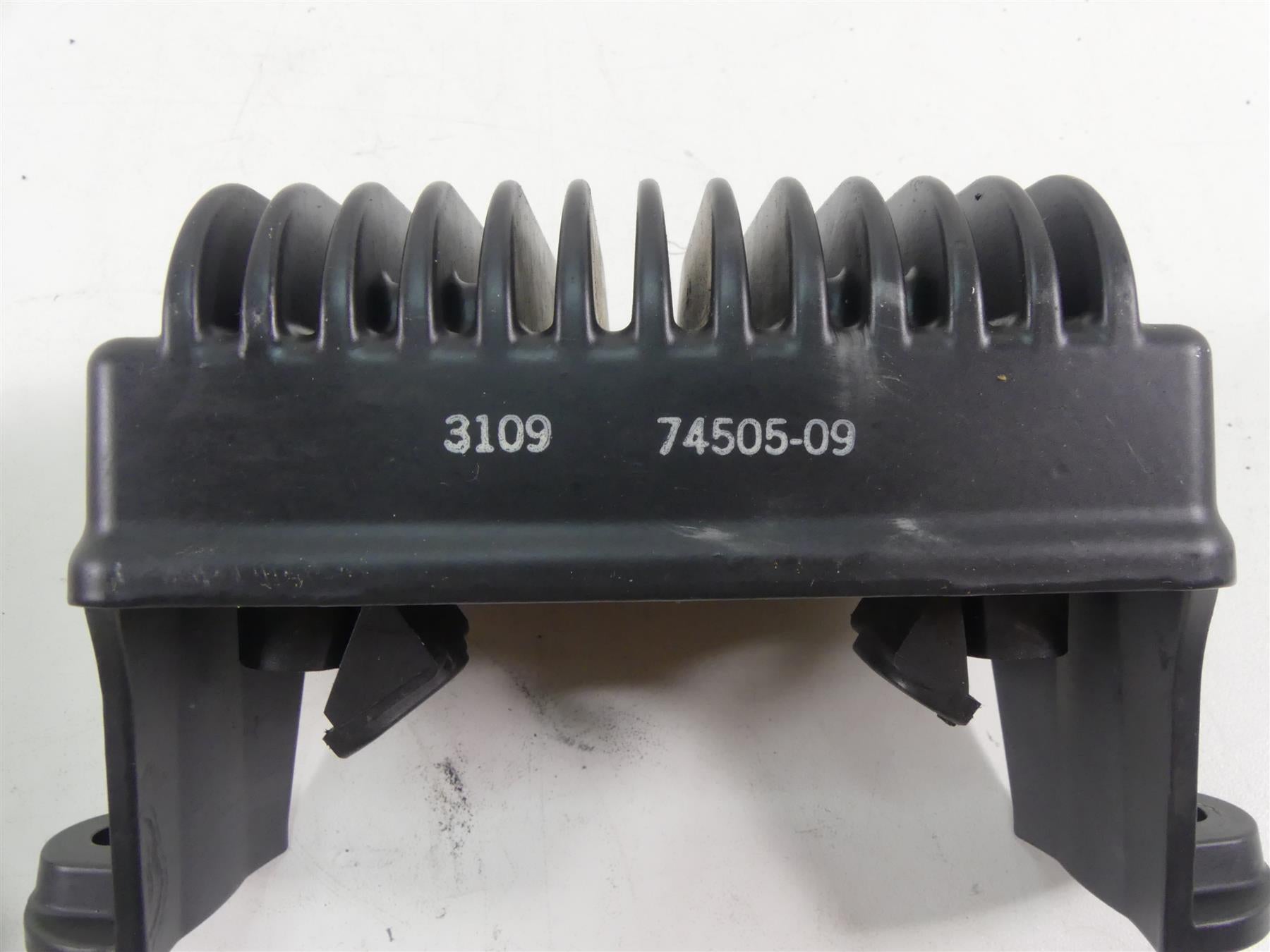 2010 Harley Touring FLHX Street Glide Rectifier Voltage Regulator 74505-09 {{ shop.shopifyCountryName }} - Mototech271