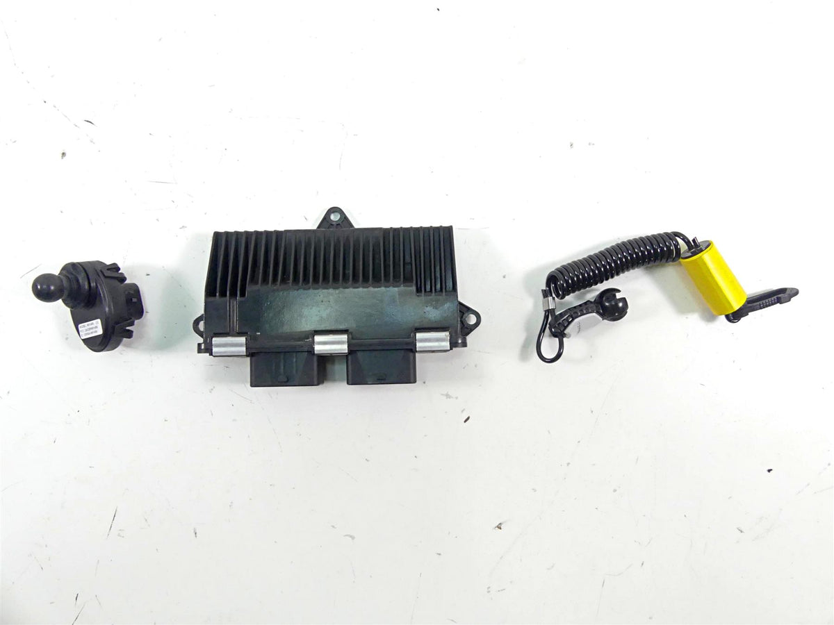 2018 Seadoo GTS 90 Rotax Cdi Ecu Ecm Engine Control Module + Dess Switch 420666063 {{ shop.shopifyCountryName }} - Mototech271