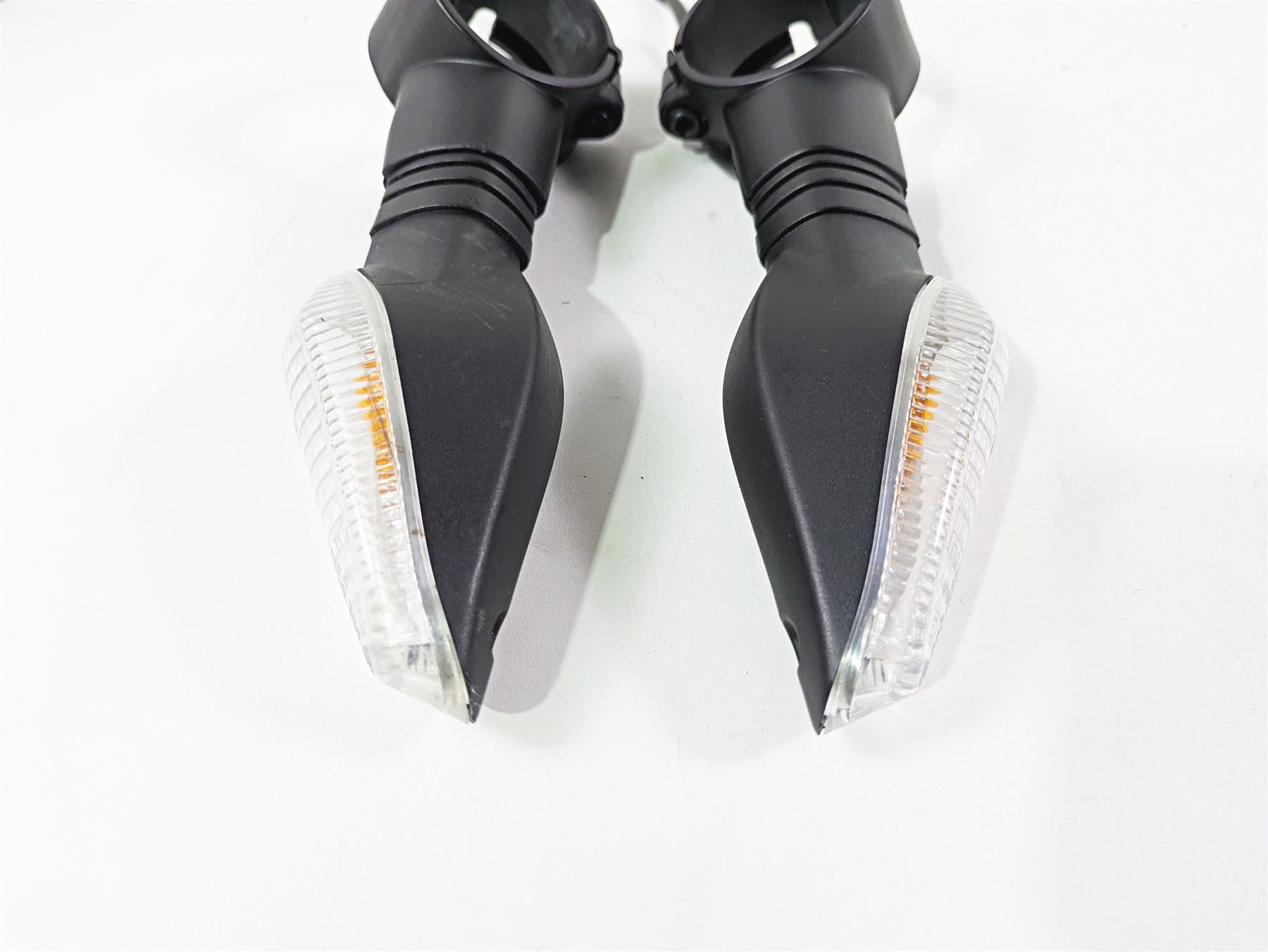 2022 Ducati Streetfighter V2 Front Blinker Turn Signals & Clamps Set 53010322A {{ shop.shopifyCountryName }} - Mototech271