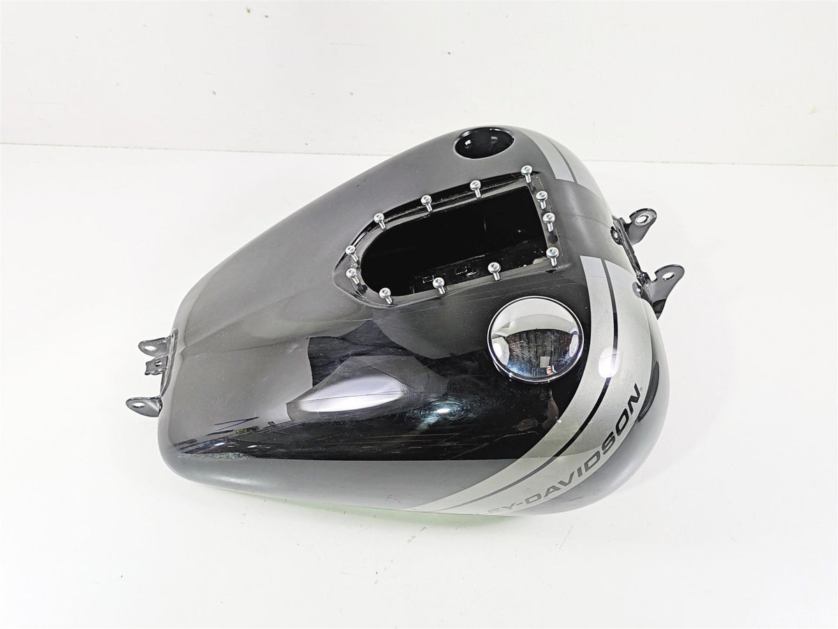2014 Harley FXDF Dyna Fat Bob Fuel Gas Petrol Tank - No Dents 61586-04B {{ shop.shopifyCountryName }} - Mototech271