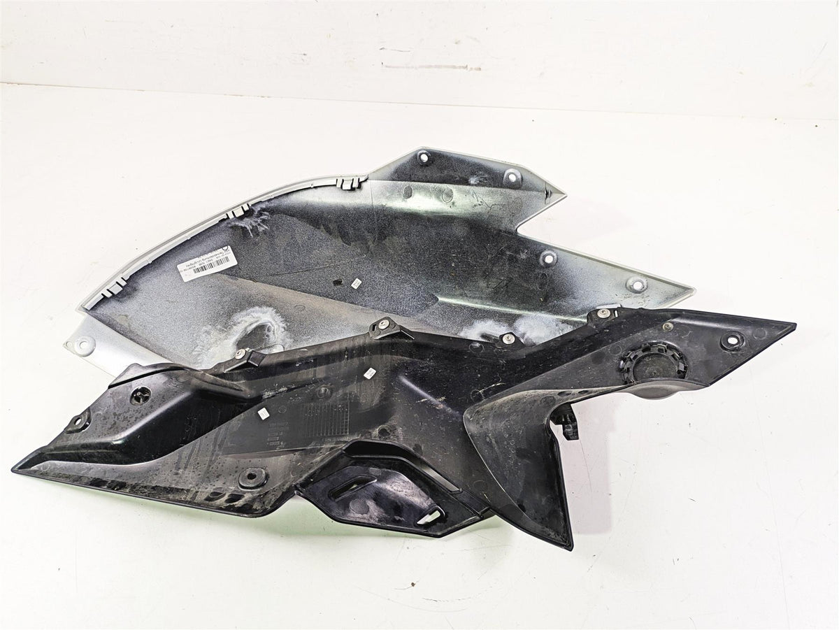 2016 BMW R1200RS K54 Tank Left Side Fairing Cover - Scratches 46638548065 {{ shop.shopifyCountryName }} - Mototech271