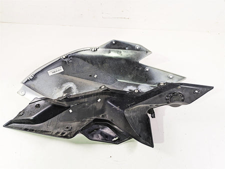 2016 BMW R1200RS K54 Tank Left Side Fairing Cover - Scratches 46638548065 {{ shop.shopifyCountryName }} - Mototech271