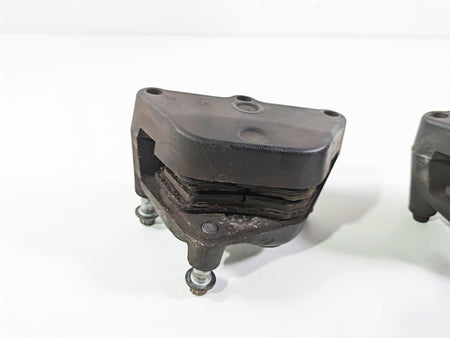 2005 Harley Touring FLHRI Road King Front Brake Caliper Set 44023-00C 44046-00D {{ shop.shopifyCountryName }} - Mototech271