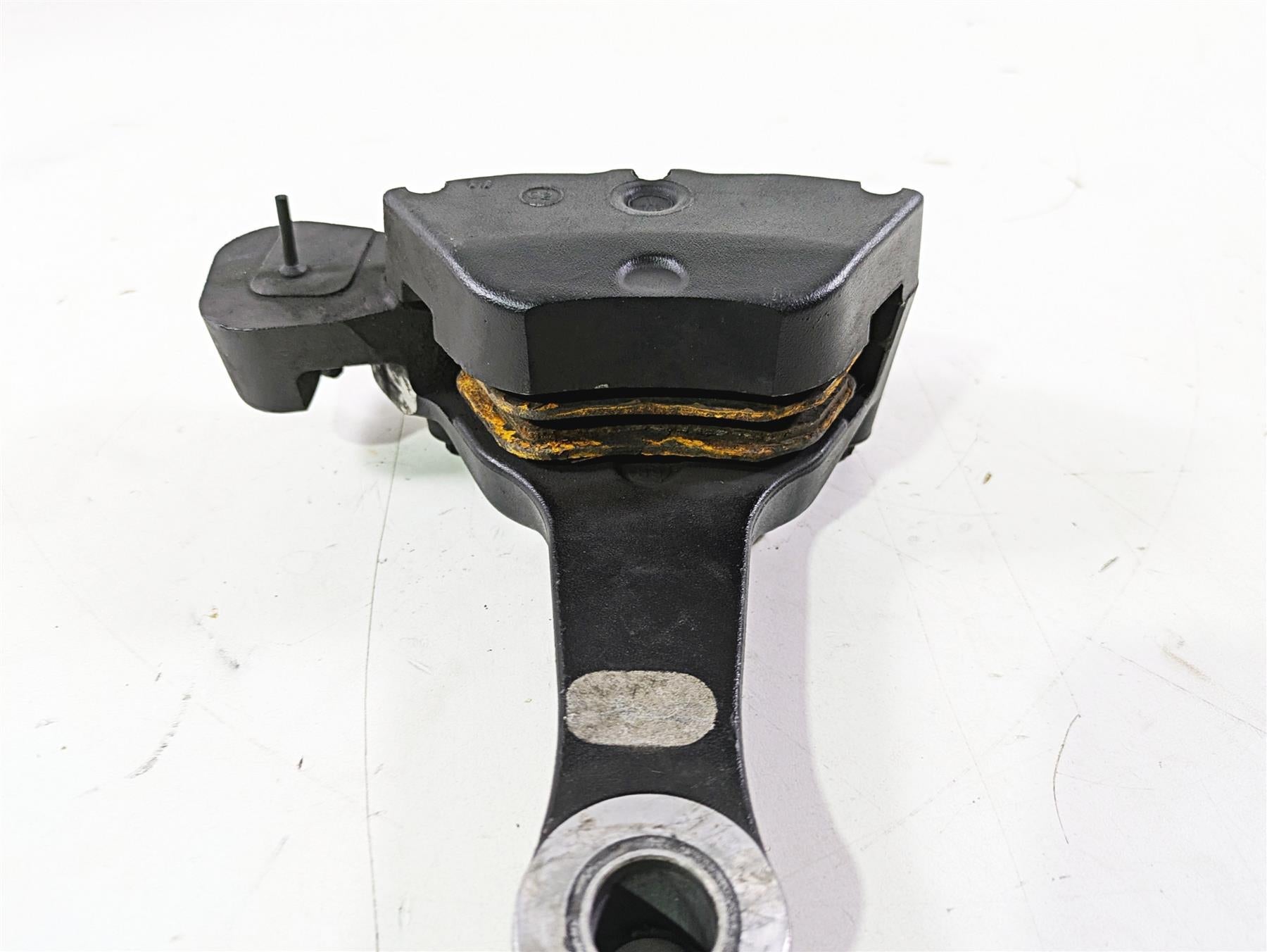 2003 Harley Softail FXSTDI Deuce 100th Rear Brake Caliper 44441-00A {{ shop.shopifyCountryName }} - Mototech271