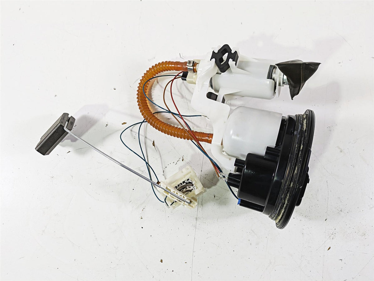 2016 BMW S1000RR K46 Fuel Gas Petrol Pump Tested 16147718349 {{ shop.shopifyCountryName }} - Mototech271