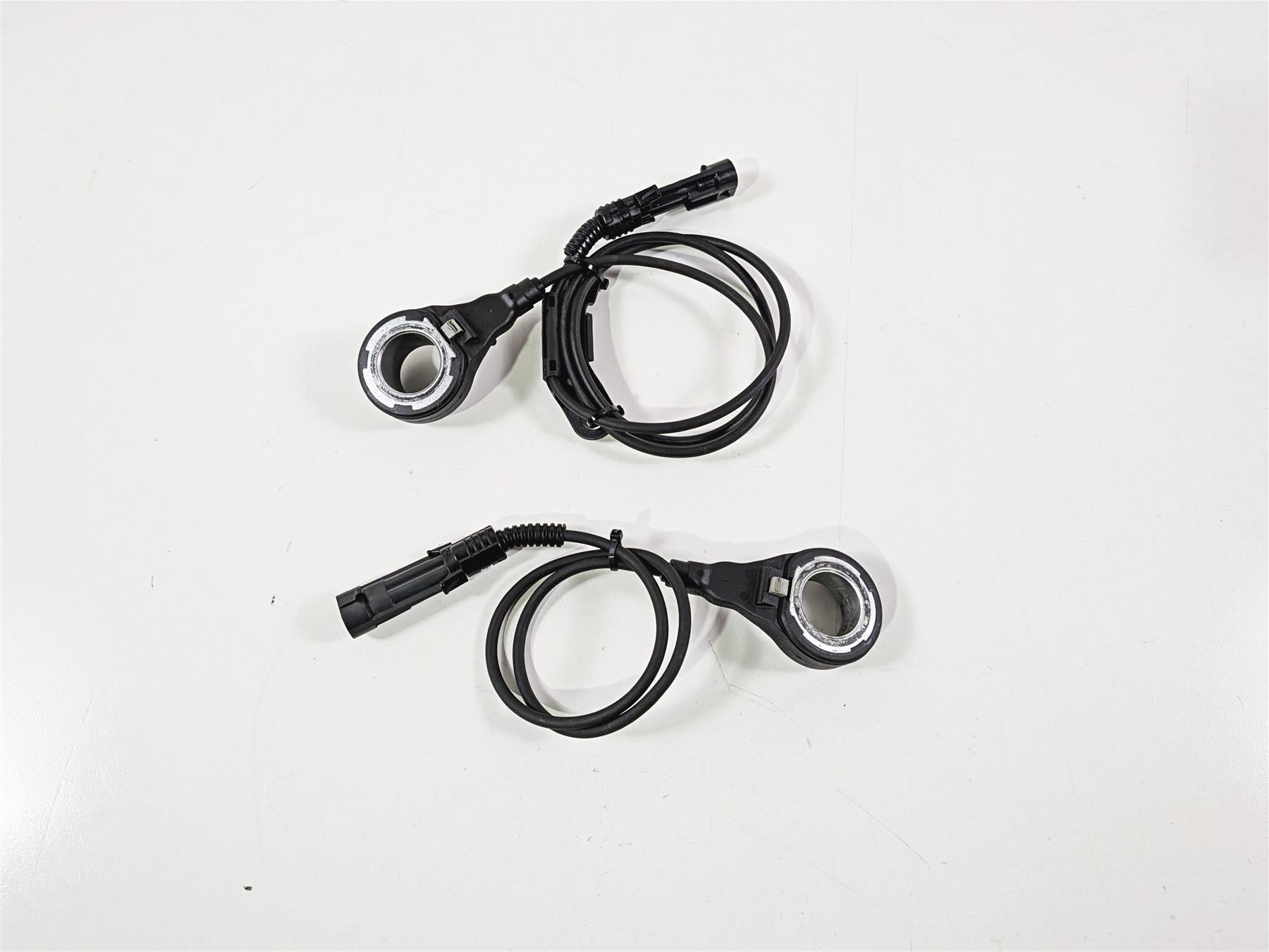 2014 Harley Touring FLHTK Electra Glide Abs Brake Wheel Speed Sensor Set 32700015-Mototech271