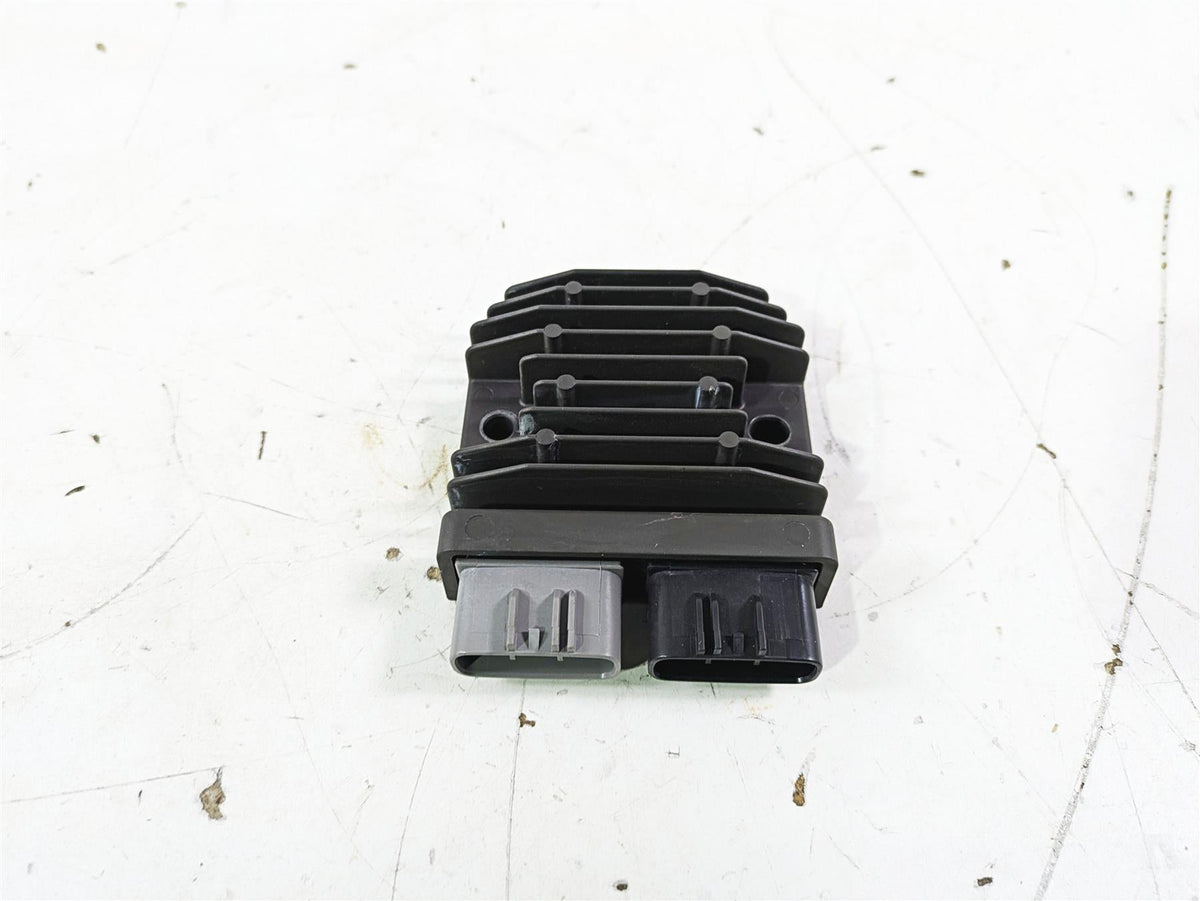 2015 Ducati Panigale 1299 S Rectifier Voltage Regulator 54040301B FH020AA {{ shop.shopifyCountryName }} - Mototech271