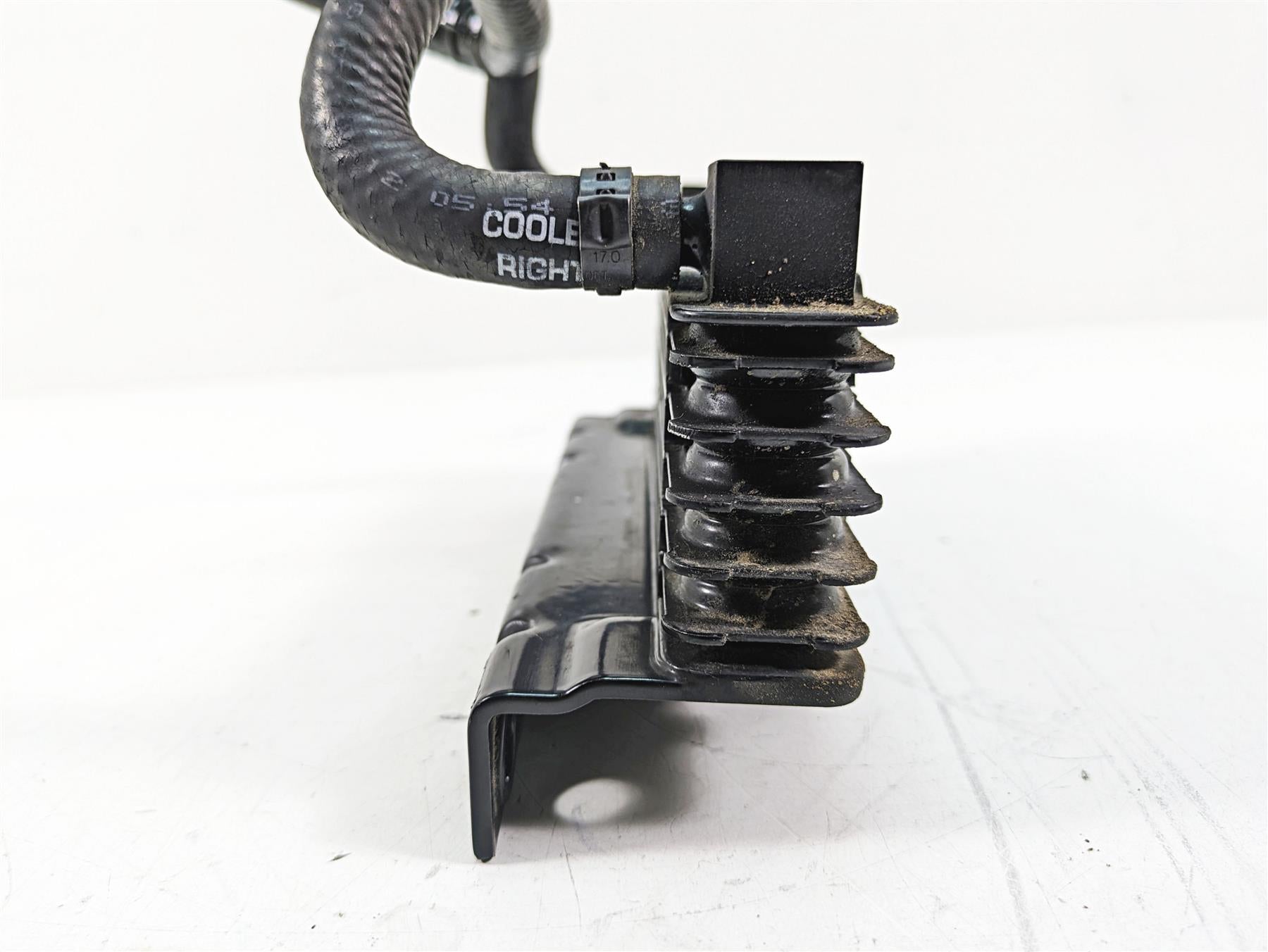 2013 Harley Touring FLHX Street Glide Oil Cooler + Cover & Flange 63083-11A {{ shop.shopifyCountryName }} - Mototech271