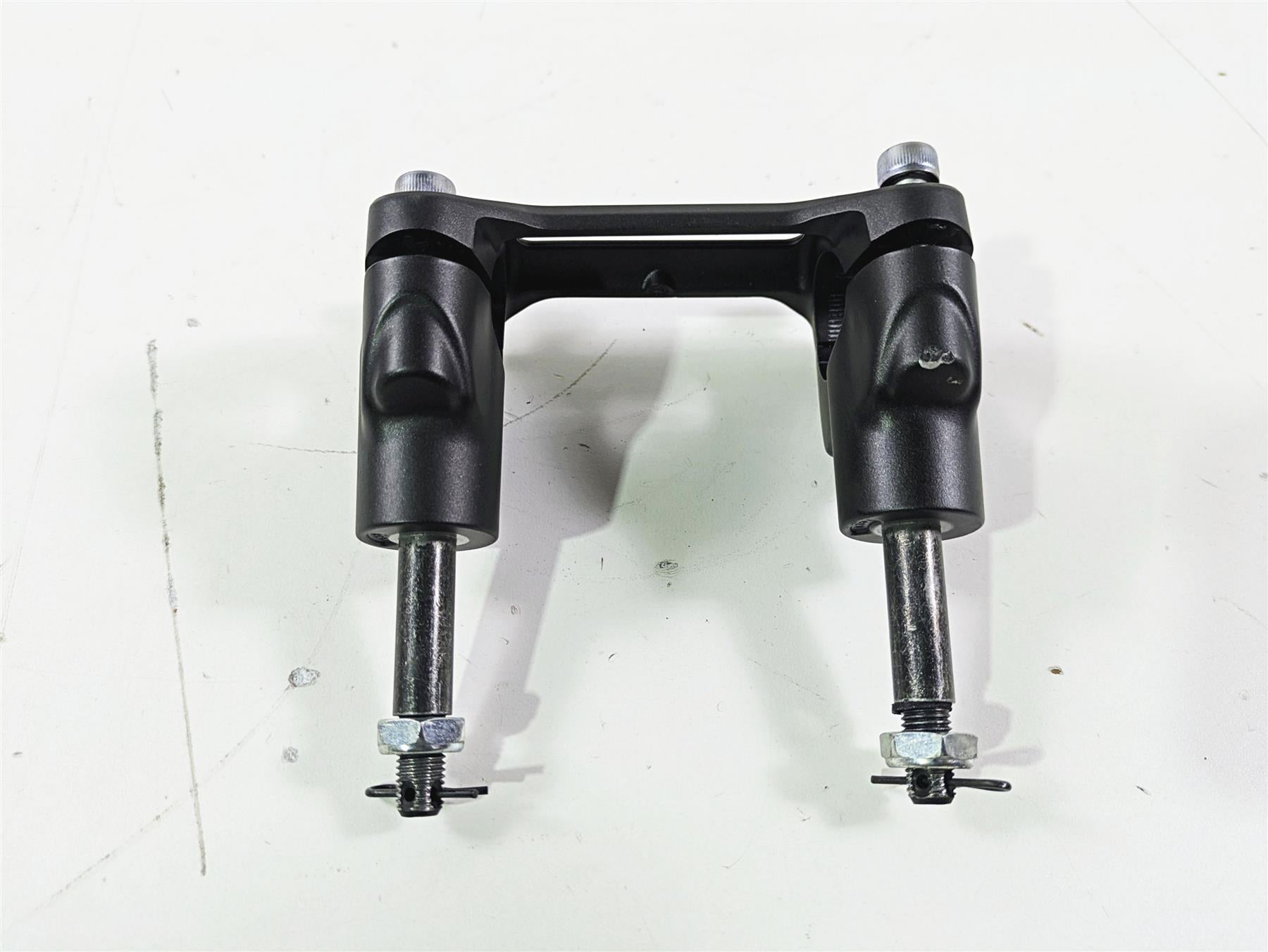 2022 Kawasaki ZR900RS Cafe Handlebar Riser Holder Mount Set 46012-0382-18R {{ shop.shopifyCountryName }} - Mototech271