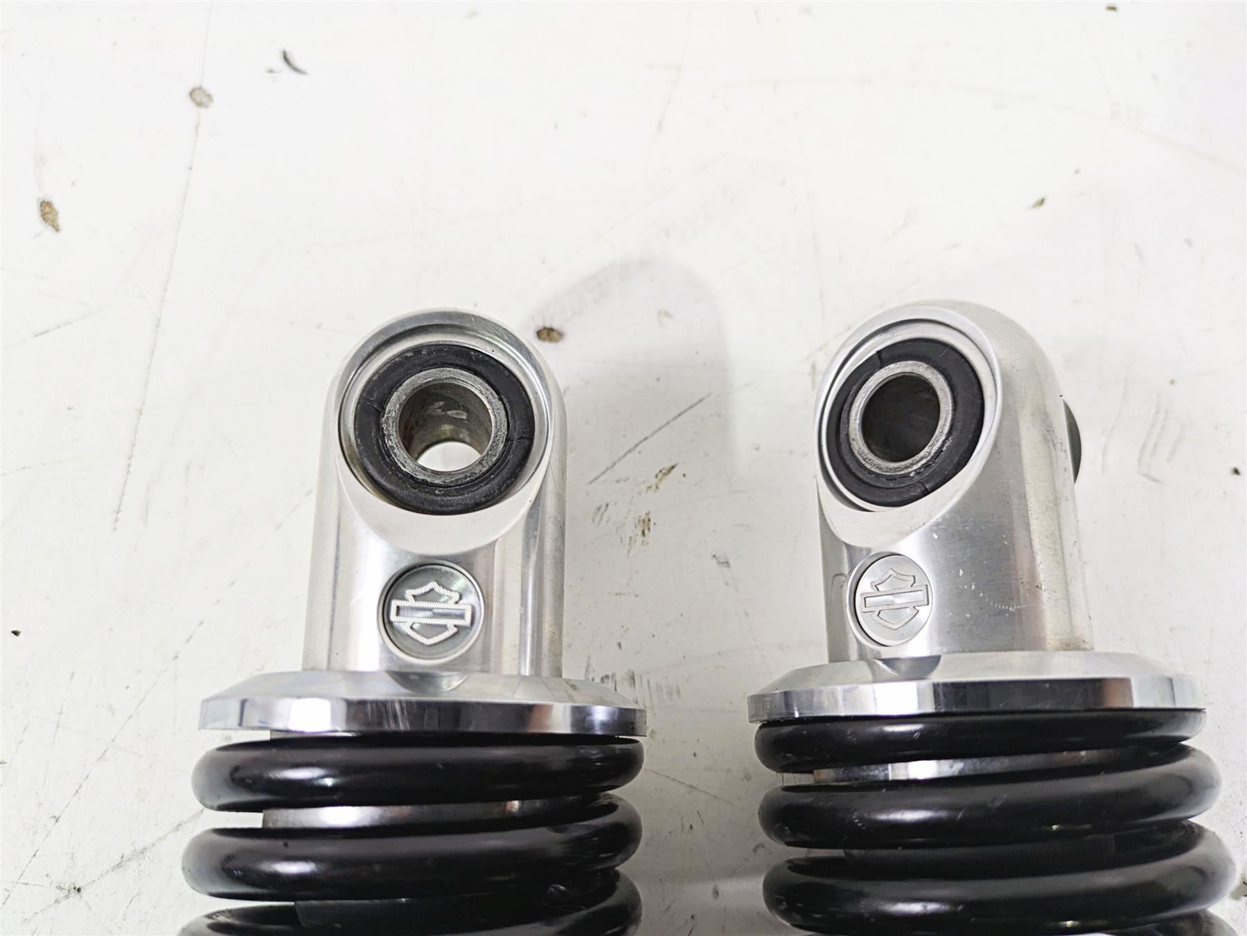 2012 Harley VRSCF Muscle V Rod Rear Suspension Shock Shock Set 13" 54617-09 {{ shop.shopifyCountryName }} - Mototech271