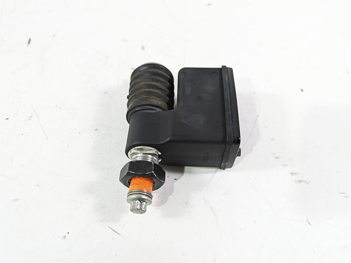 2003 Harley Dyna FXDL Low Rider 100TH Rear Brake Master Cylinder 42474-90C {{ shop.shopifyCountryName }} - Mototech271